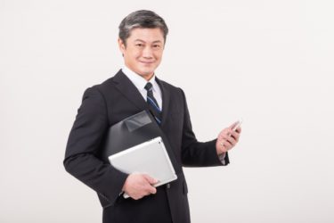 50代の方必見！？営業職の求人に応募する際の注意点とは