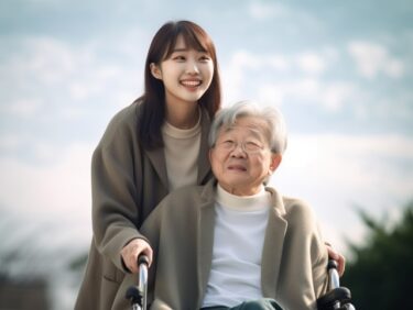 介護施設でのバイトが向いている人とは？バイトするメリットや採用されやすい人の特徴についても紹介