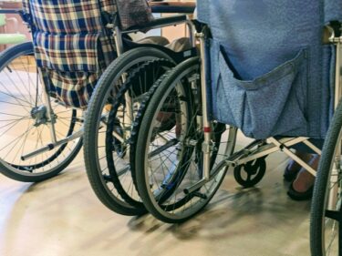 無資格でも介護施設の夜勤として採用されることはある？無資格でもできる業務も紹介